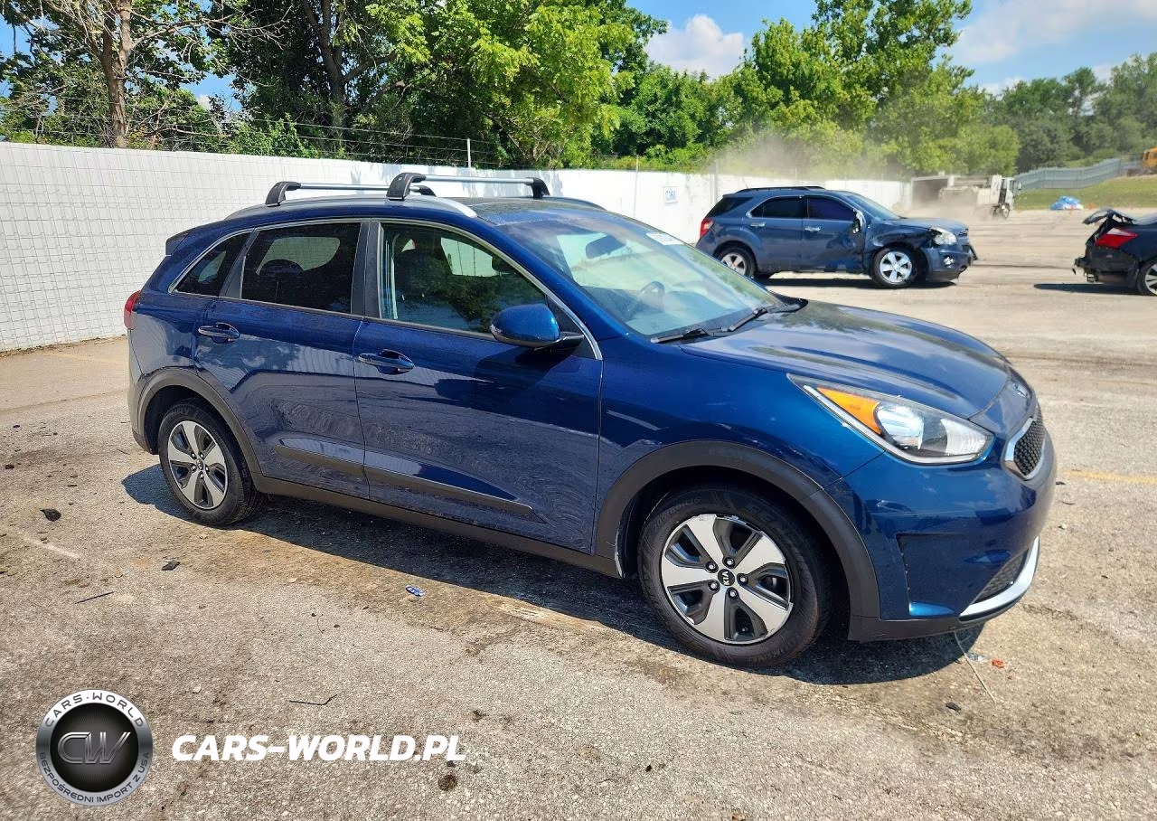 2017 Kia Niro Lx VIN:KNDCB3LC4H5056004 - 4