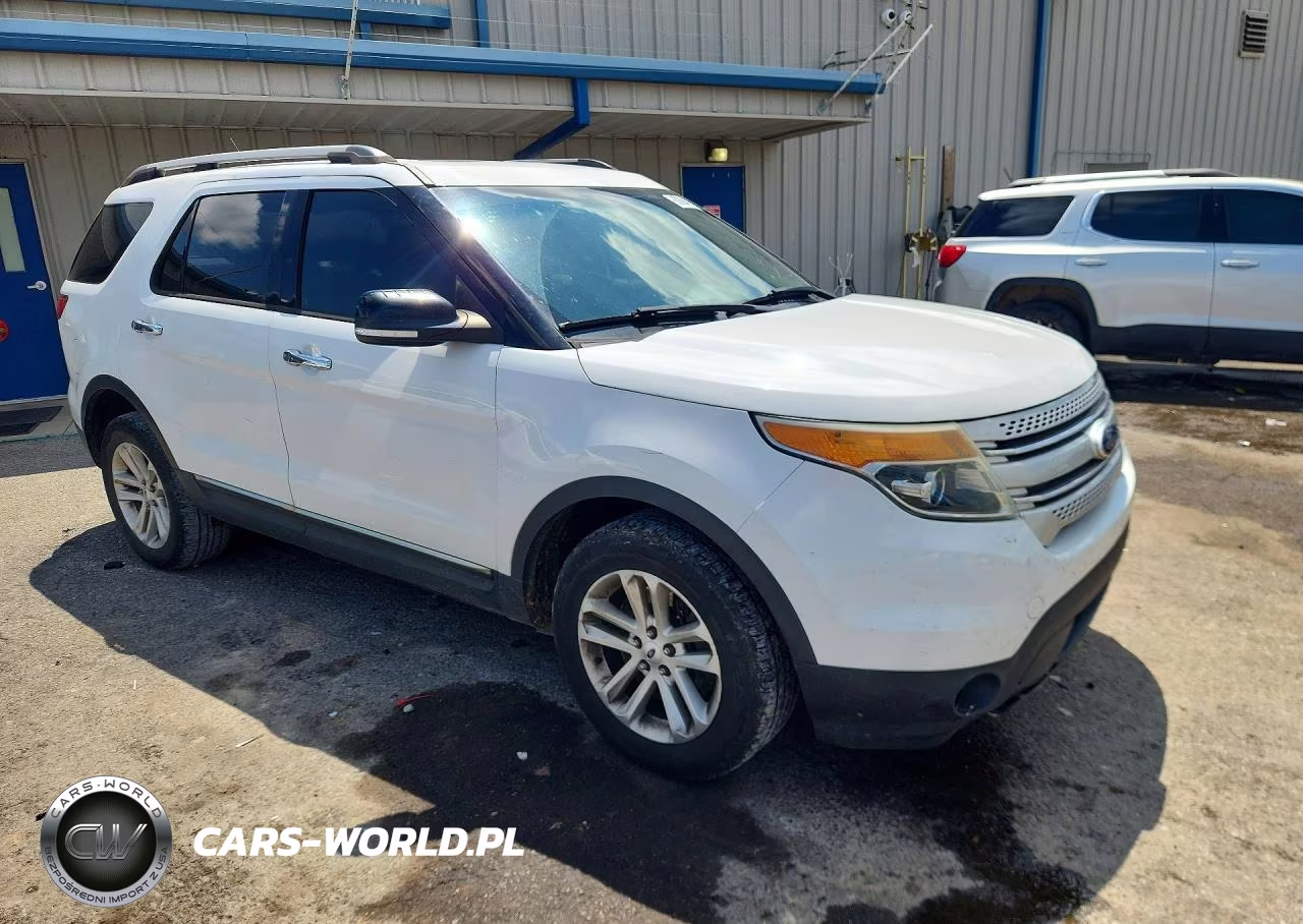 2014 Ford Explorer Xlt VIN:1FM5K8D83EGA05556 - 4