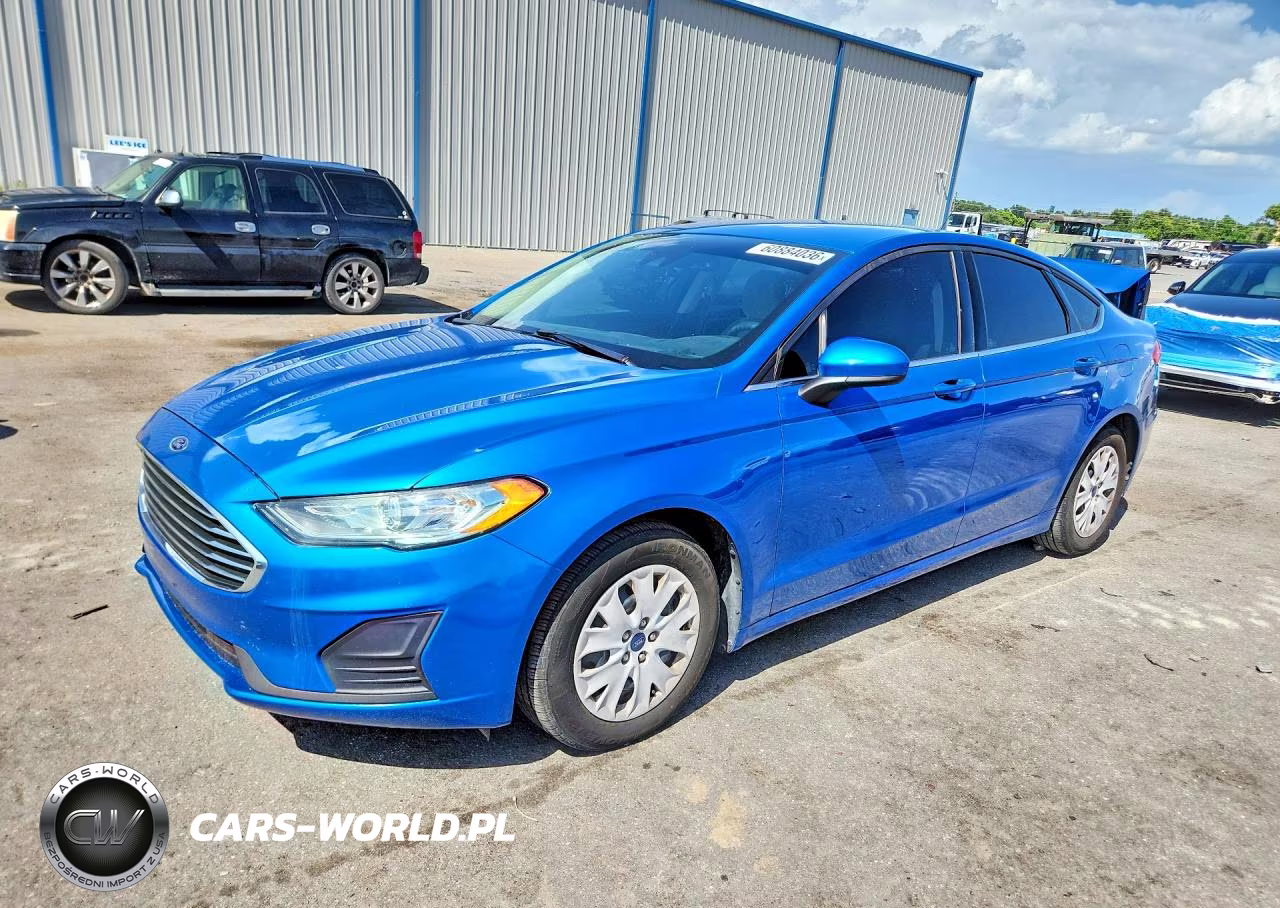 2019 Ford Fusion S – zdjęcie 1 z 12