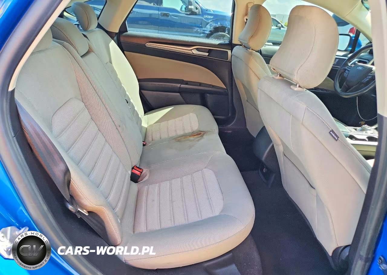 2019 Ford Fusion S VIN:3FA6P0G71KR193969 - 10