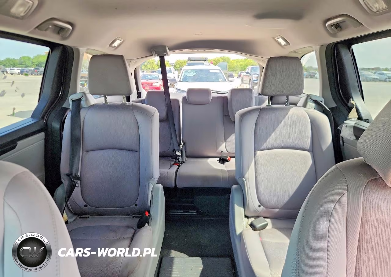 2018 Honda Odyssey Lx VIN:5FNRL6H23JB043693 - 10