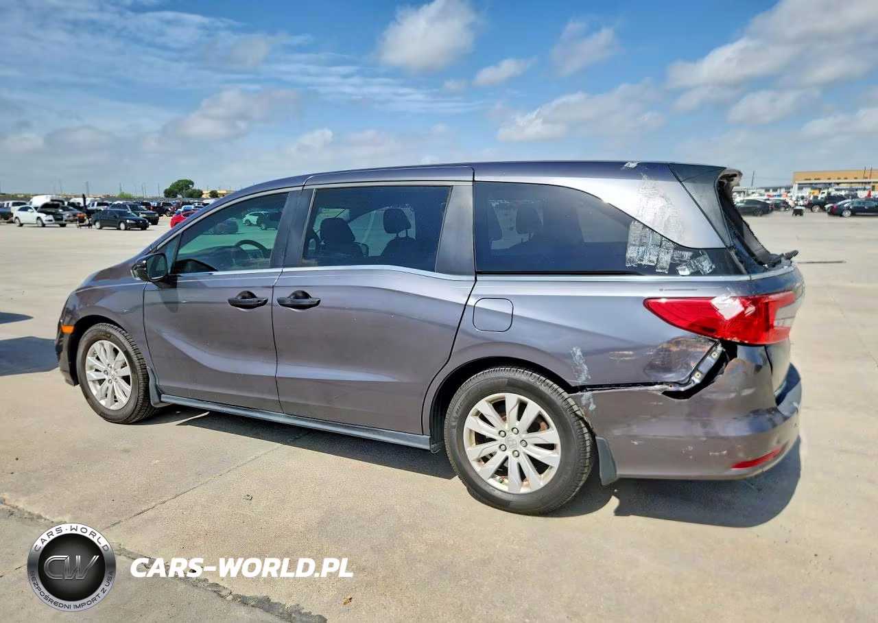 2018 Honda Odyssey Lx VIN:5FNRL6H23JB043693 - 2