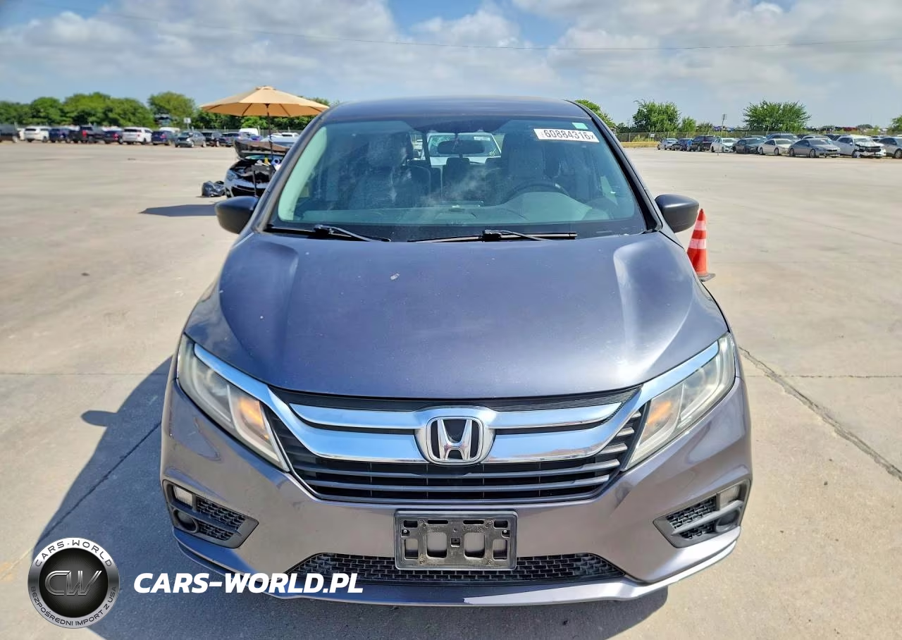 2018 Honda Odyssey Lx VIN:5FNRL6H23JB043693 - 5