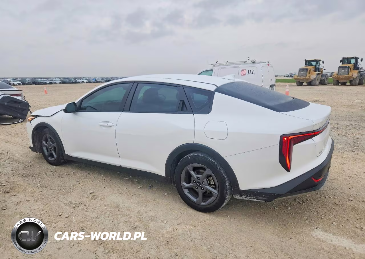 2025 Kia K4 Lxs VIN:3KPFT4DE0SE020001 - 2