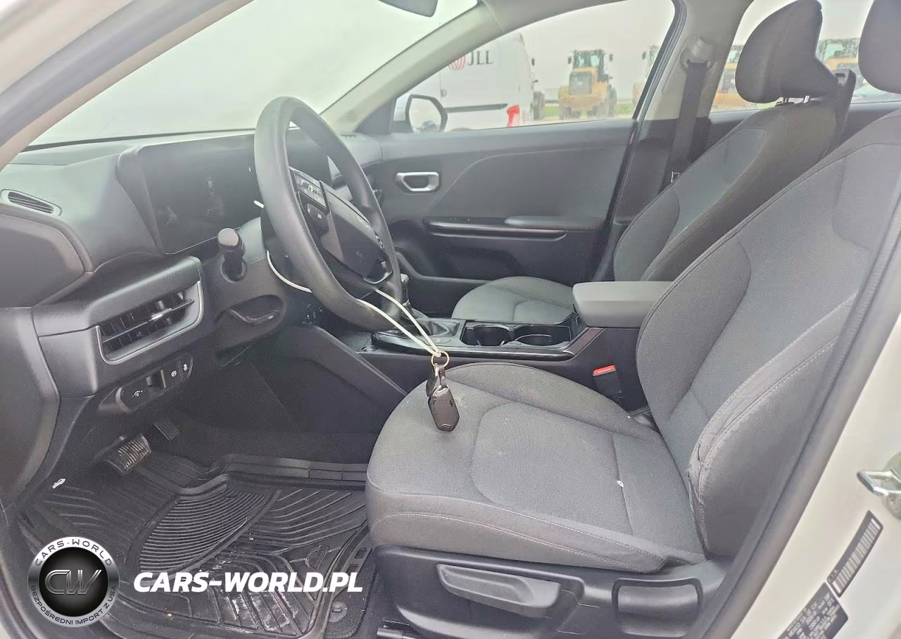 2025 Kia K4 Lxs VIN:3KPFT4DE0SE020001 - 7