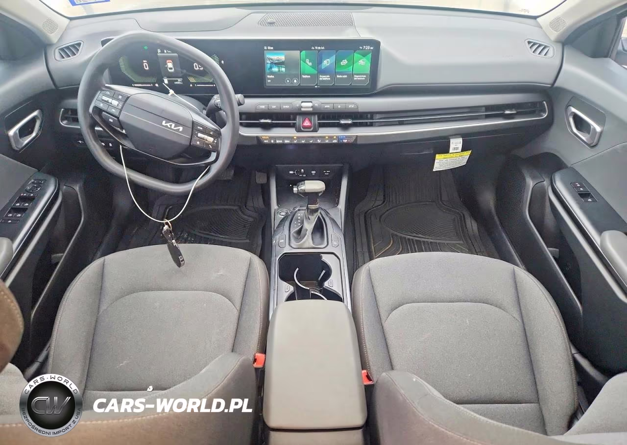 2025 Kia K4 Lxs VIN:3KPFT4DE0SE020001 - 8