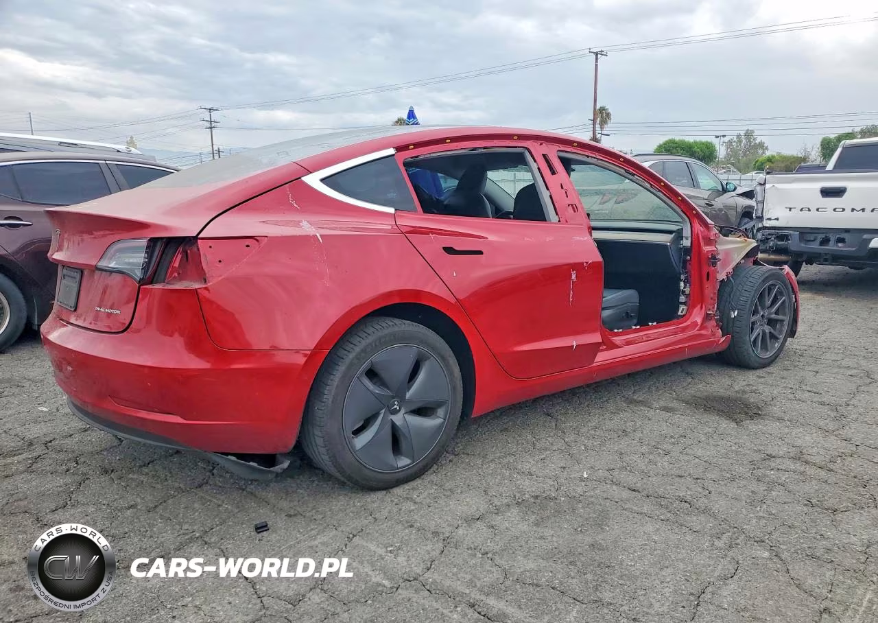 2020 Tesla Model 3 VIN:5YJ3E1EB2LF803025 - 3
