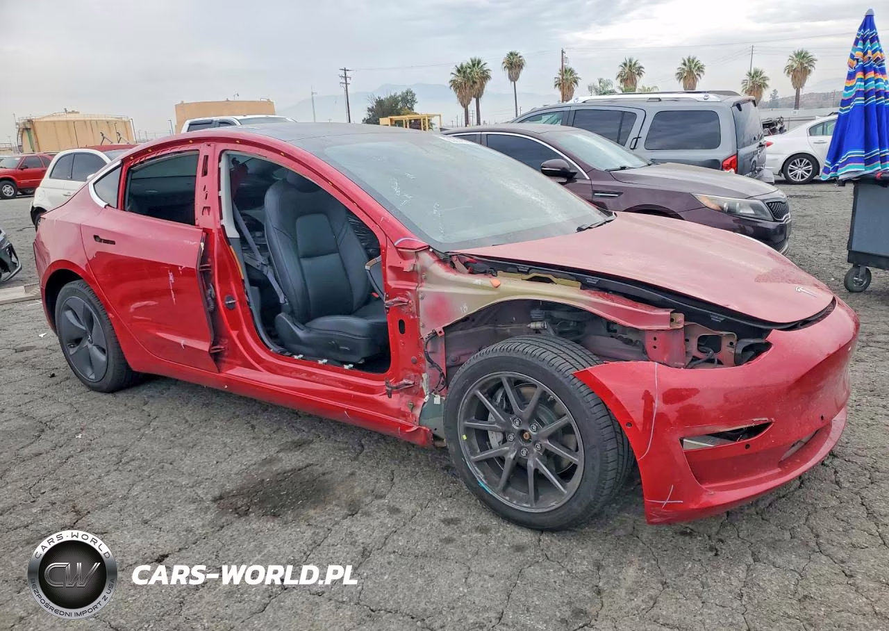 2020 Tesla Model 3 VIN:5YJ3E1EB2LF803025 - 4