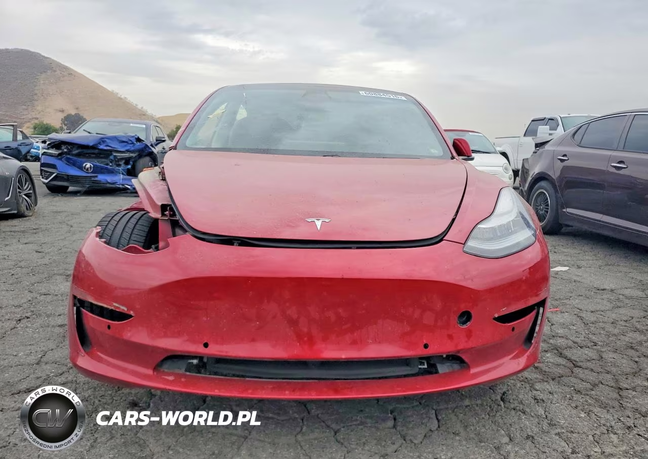 2020 Tesla Model 3 VIN:5YJ3E1EB2LF803025 - 5