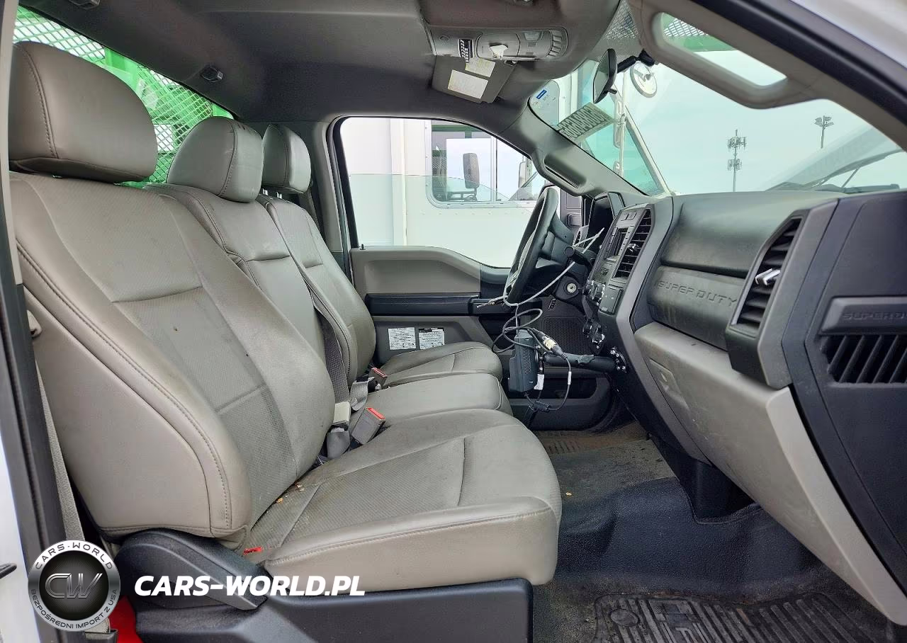 2019 Ford F450 Super Duty VIN:1FDUF4GYXKDA12957 - 11