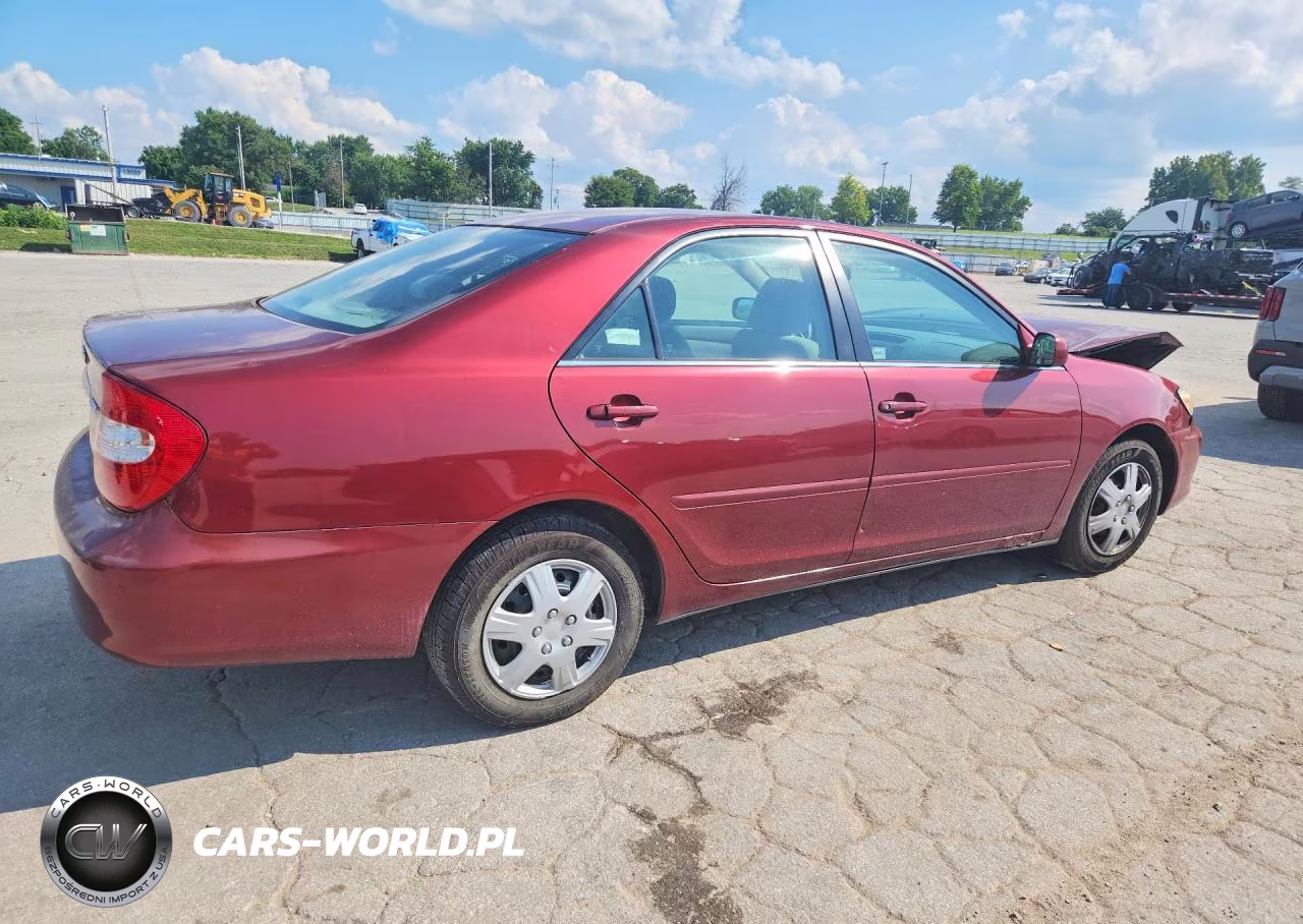 2002 Toyota Camry Le VIN:4T1BE32K52U613216 - 3