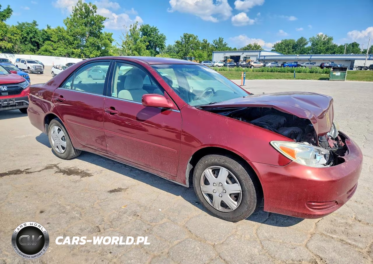 2002 Toyota Camry Le VIN:4T1BE32K52U613216 - 4