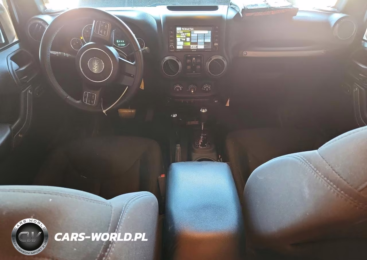 2016 Jeep Wrangler Unlimited Sport VIN:1C4HJWDG5GL235853 - 8