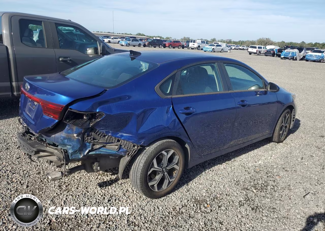 2019 Kia Forte Lxs VIN:3KPF24AD3KE032481 - 3