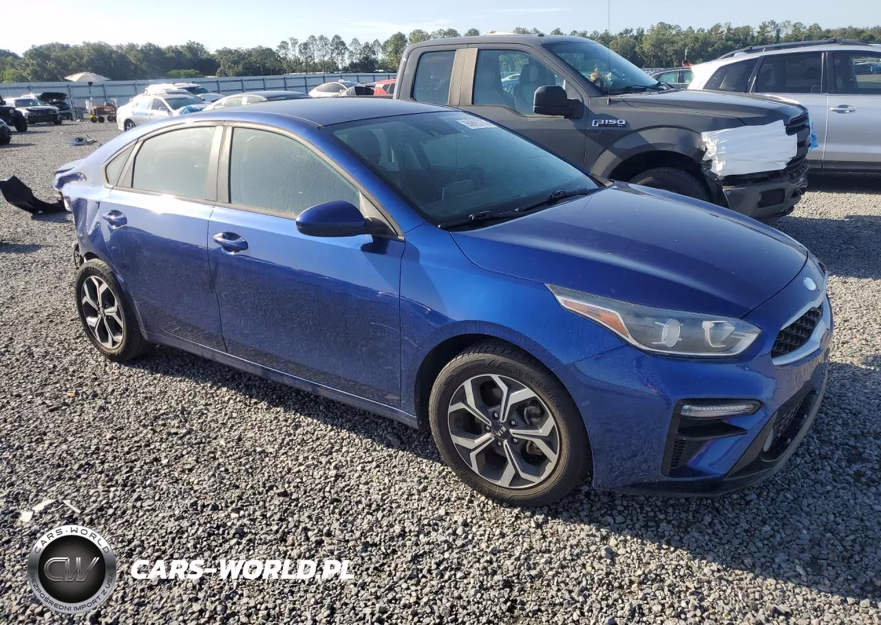 2019 Kia Forte Lxs VIN:3KPF24AD3KE032481 - 4