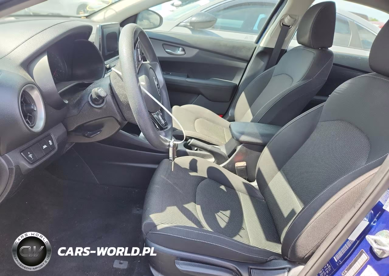2019 Kia Forte Lxs VIN:3KPF24AD3KE032481 - 7