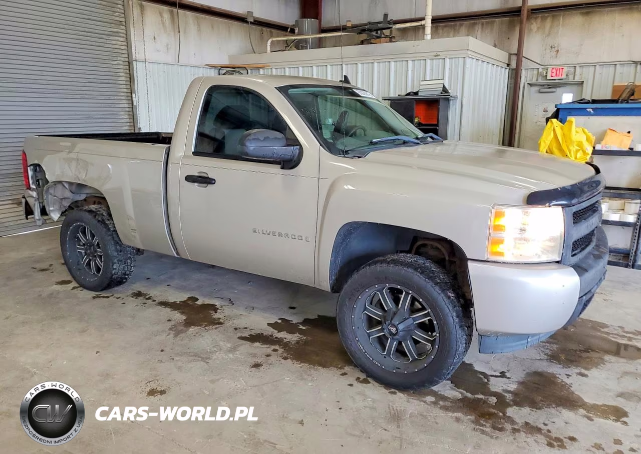 2008 Chevrolet Silverado C1500 VIN:1GCEC14C08Z200262 - 4