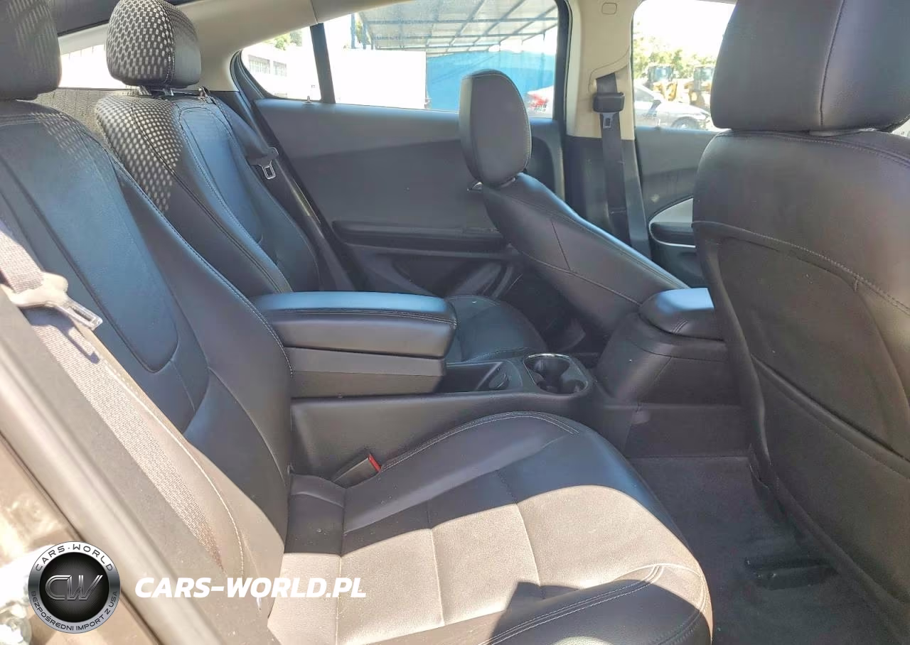 2015 Chevrolet Volt VIN:1G1RD6E4XFU117976 - 10