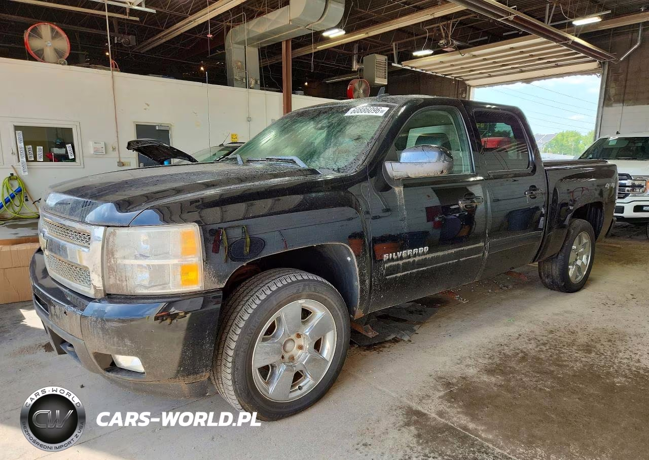 2011 Chevrolet Silverado K1500 Ltz – zdjęcie 1 z 12
