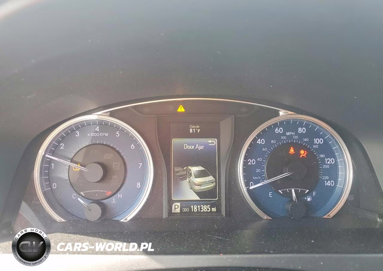 2017 Toyota Camry Le VIN:4T1BF1FK2HU632729 - 9