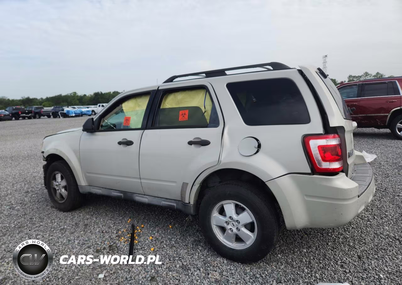 2009 Ford Escape Xls VIN:1FMCU02749KC80482 - 2
