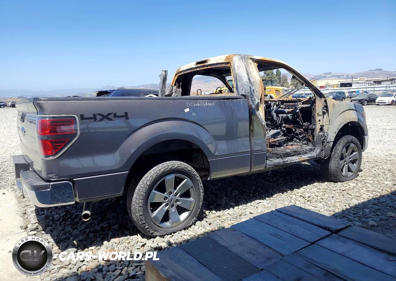 2011 Ford F150 VIN:1FTMF1CM6BKD44640 - 3