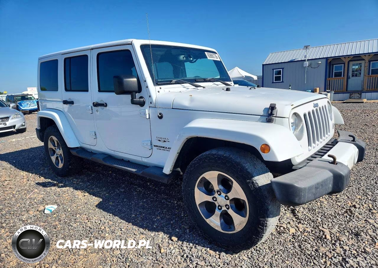 2016 Jeep Wrangler Unlimited Sahara VIN:1C4BJWEG7GL154146 - 4