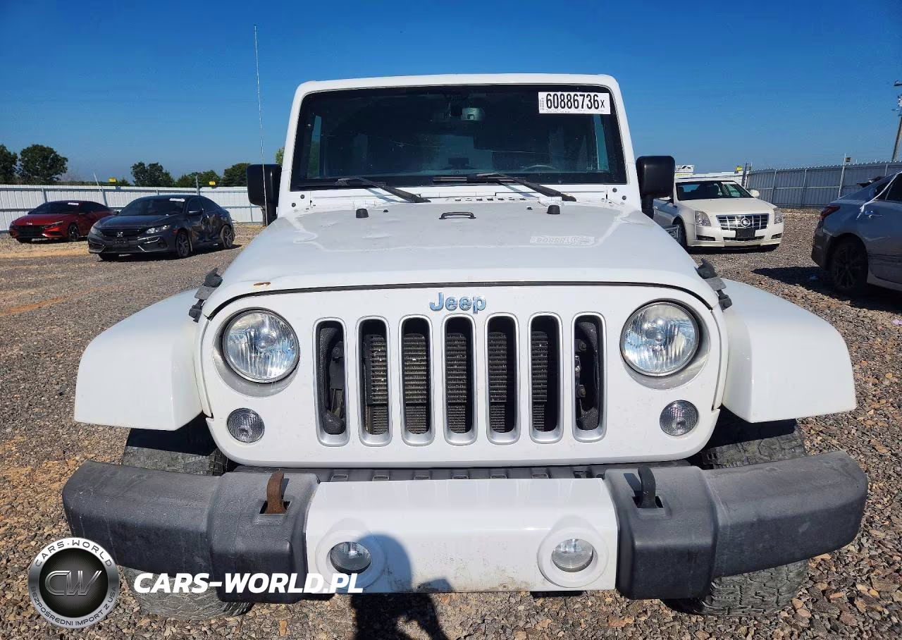 2016 Jeep Wrangler Unlimited Sahara VIN:1C4BJWEG7GL154146 - 5