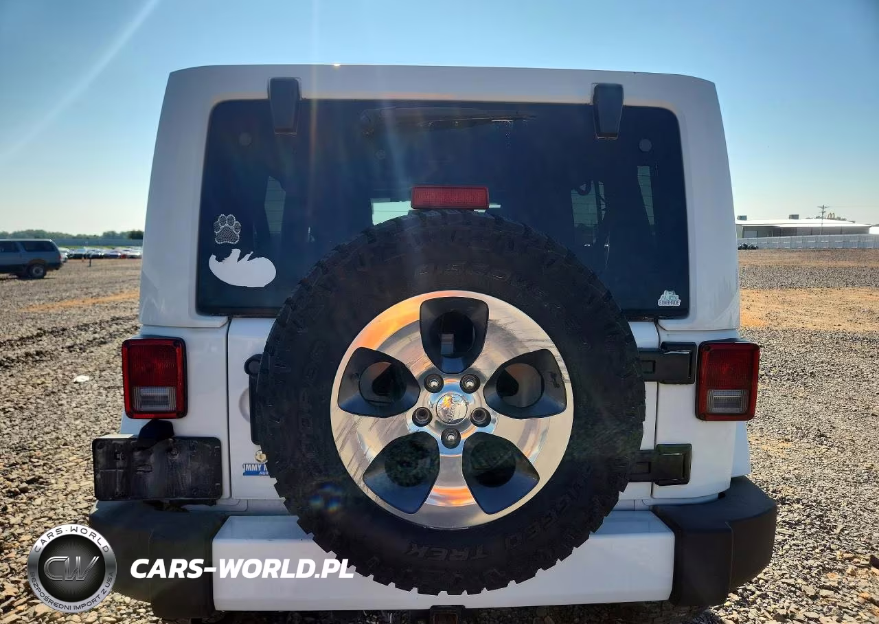 2016 Jeep Wrangler Unlimited Sahara VIN:1C4BJWEG7GL154146 - 6