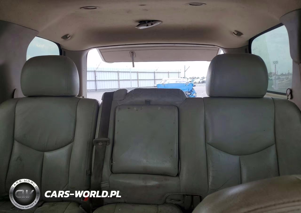 2004 Chevrolet Tahoe C1500 VIN:1GNEC13Z54J320659 - 10