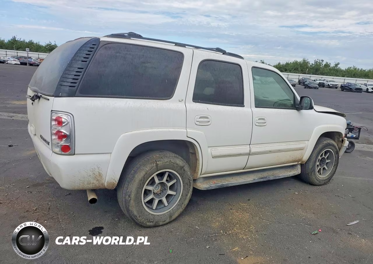 2004 Chevrolet Tahoe C1500 VIN:1GNEC13Z54J320659 - 3