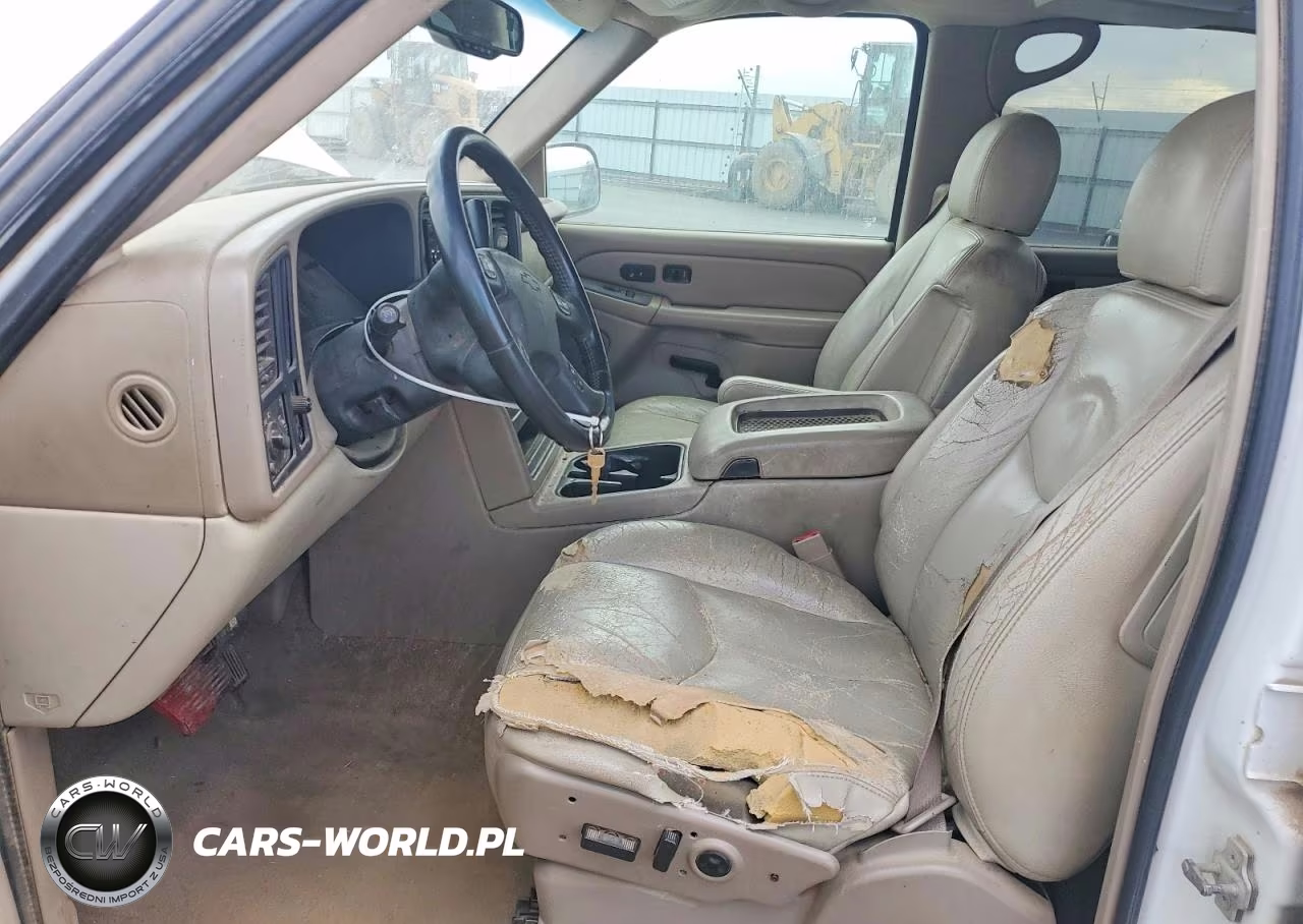 2004 Chevrolet Tahoe C1500 VIN:1GNEC13Z54J320659 - 7