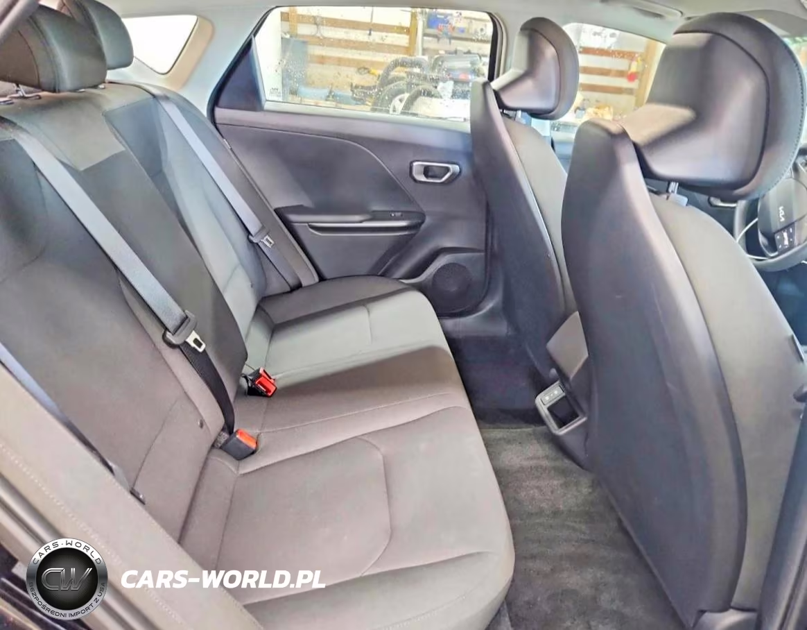 2026 Kia Carnival Hybrid VIN:3KPFT4DE1TE305288 - 10