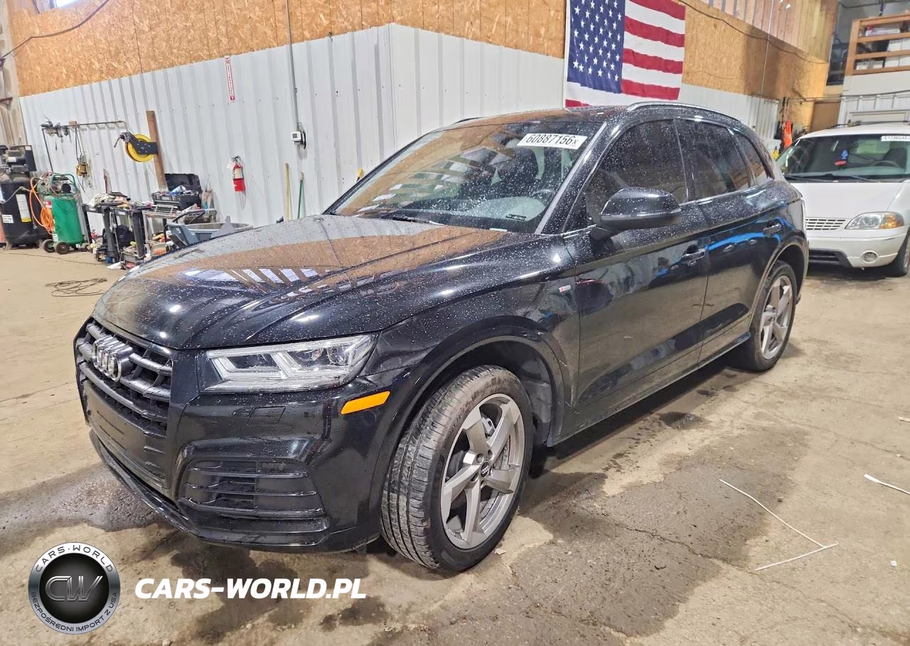 2020 Audi Q5 Titanium Premium Plus