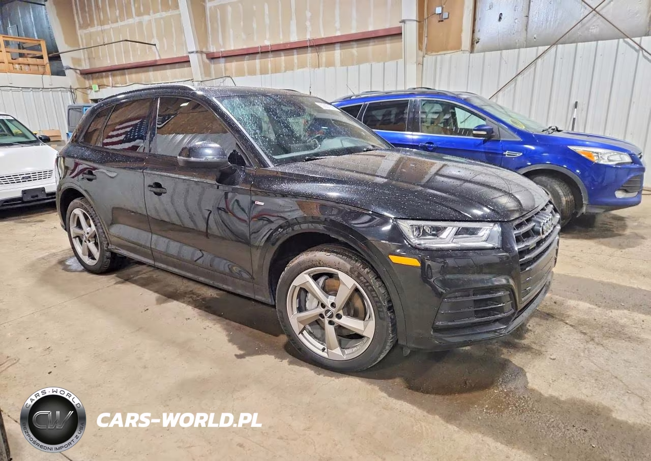 2020 Audi Q5 Titanium Premium Plus VIN:WA1ENAFY9L2076491 - 4