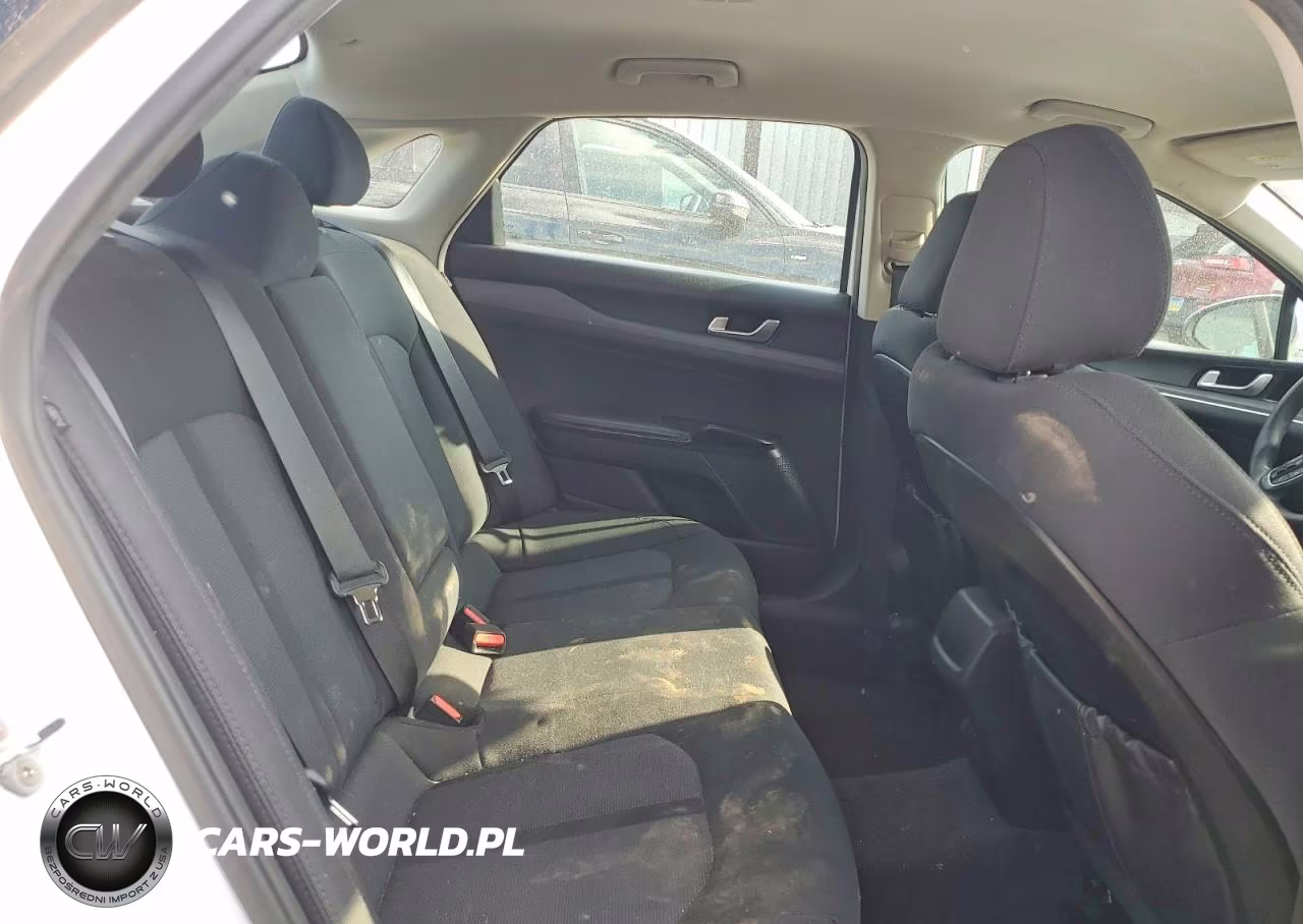 2022 Kia K5 Lxs VIN:5XXG14J25NG116965 - 10