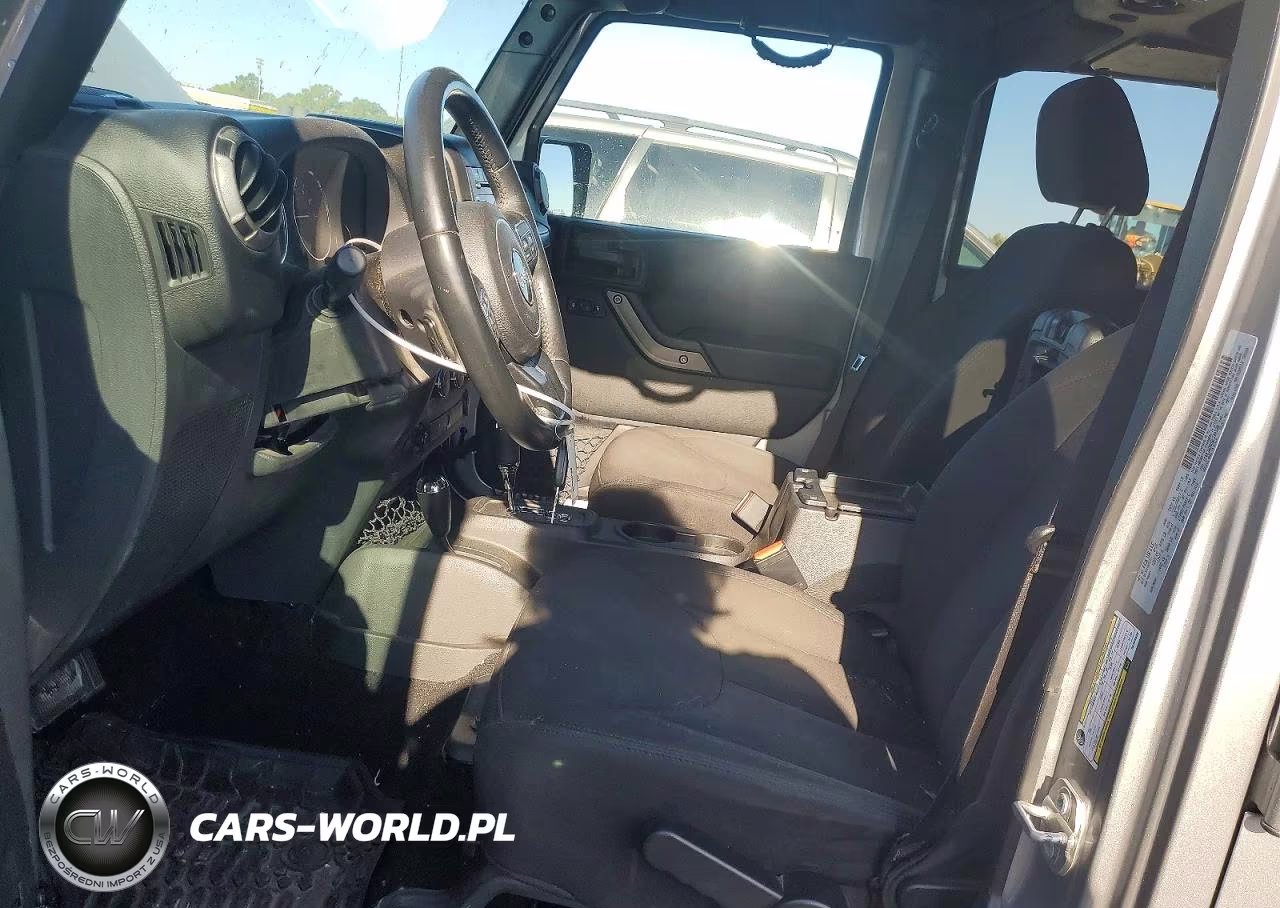 2016 Jeep Wrangler Unlimited Sport VIN:1C4BJWDG0GL224538 - 7