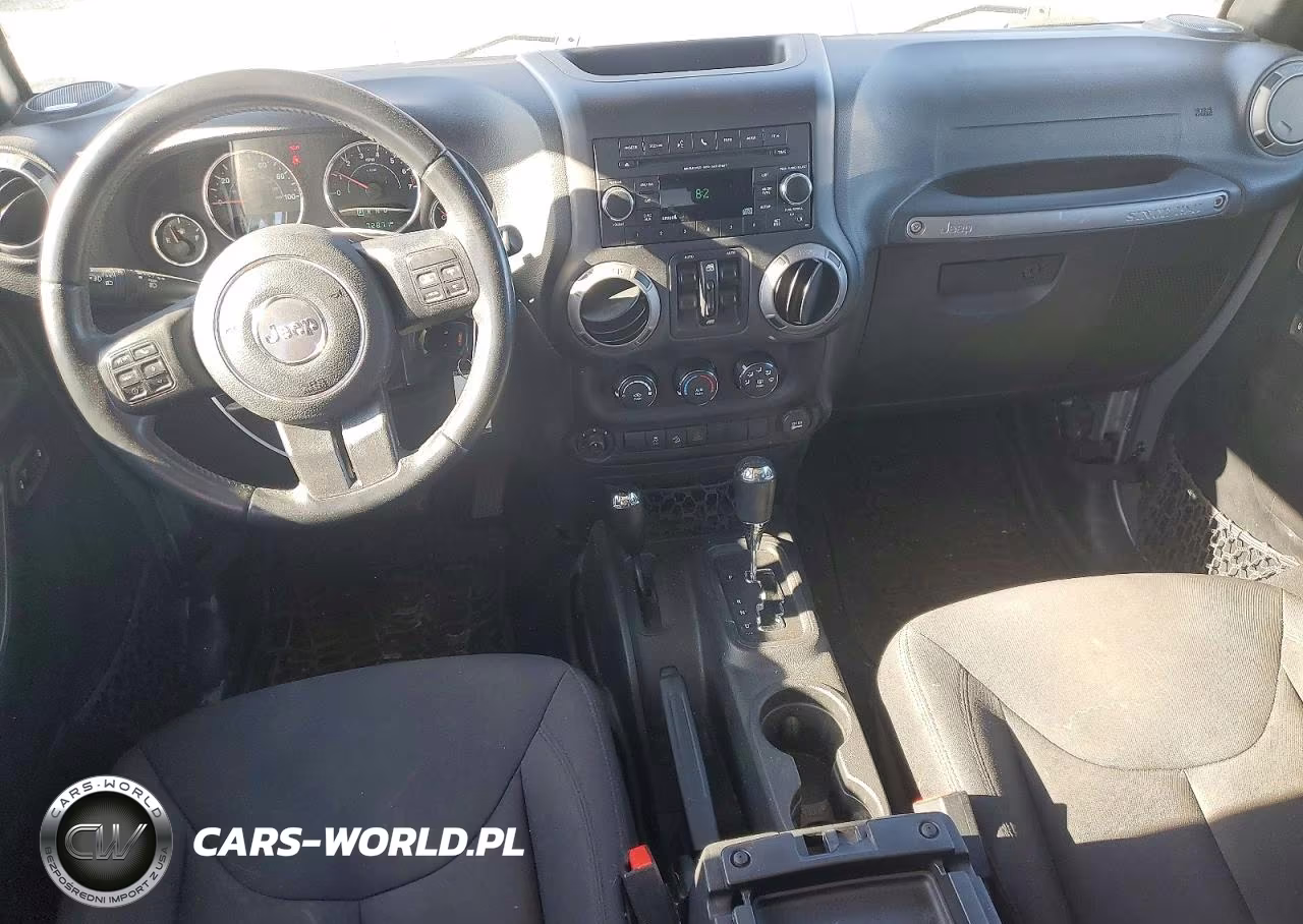 2016 Jeep Wrangler Unlimited Sport VIN:1C4BJWDG0GL224538 - 8