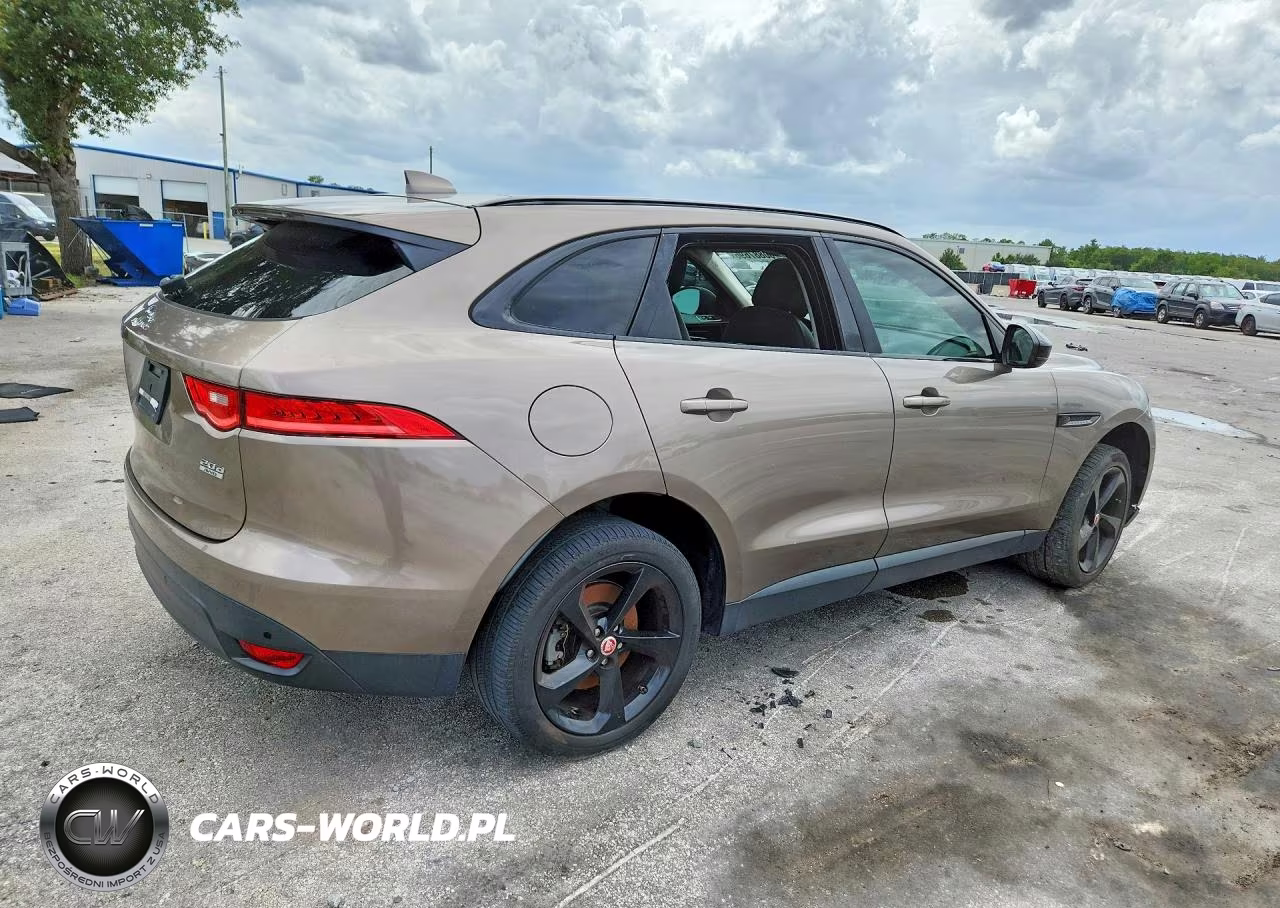 2017 Jaguar F-Pace Premium VIN:SADCJ2BN9HA092332 - 3