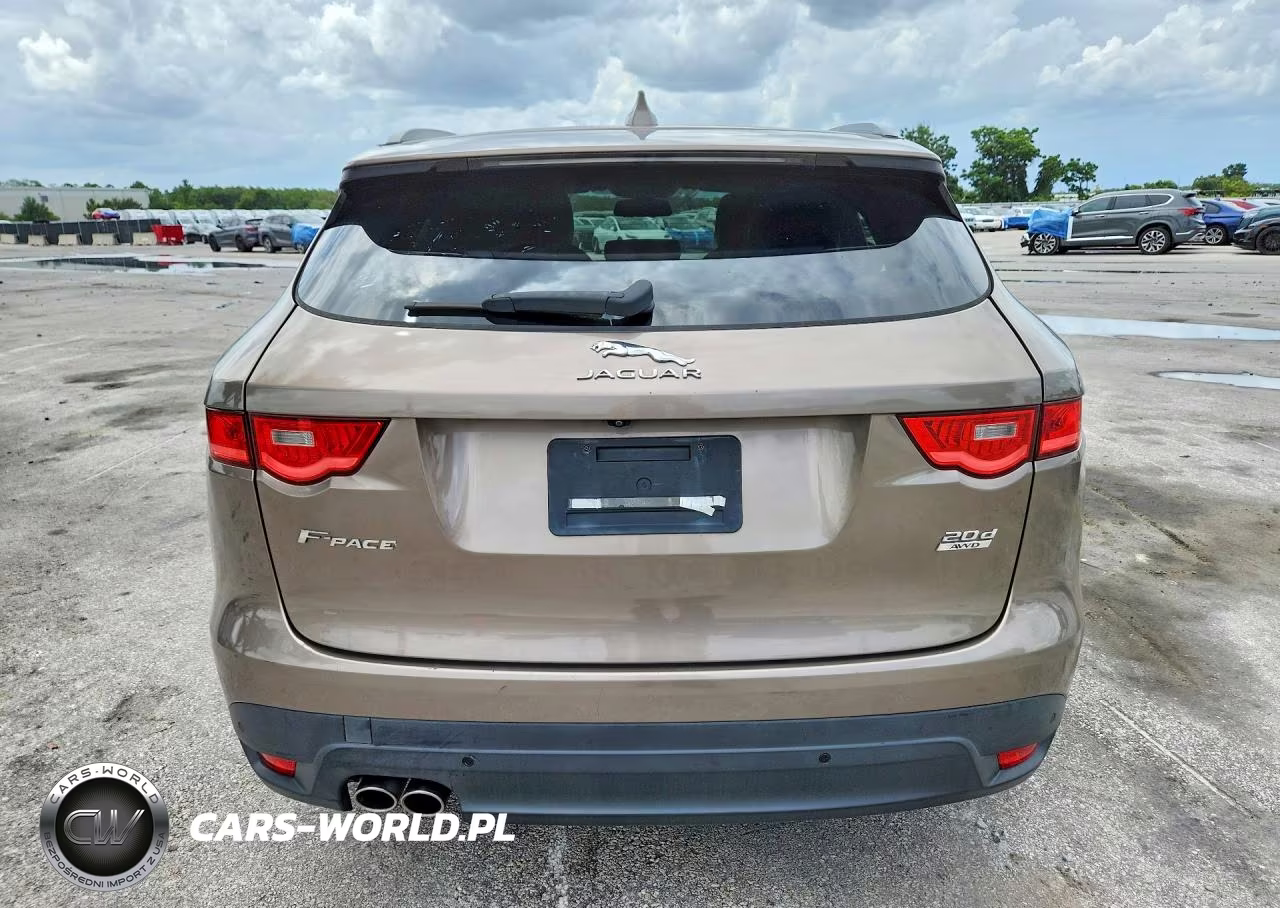 2017 Jaguar F-Pace Premium VIN:SADCJ2BN9HA092332 - 6