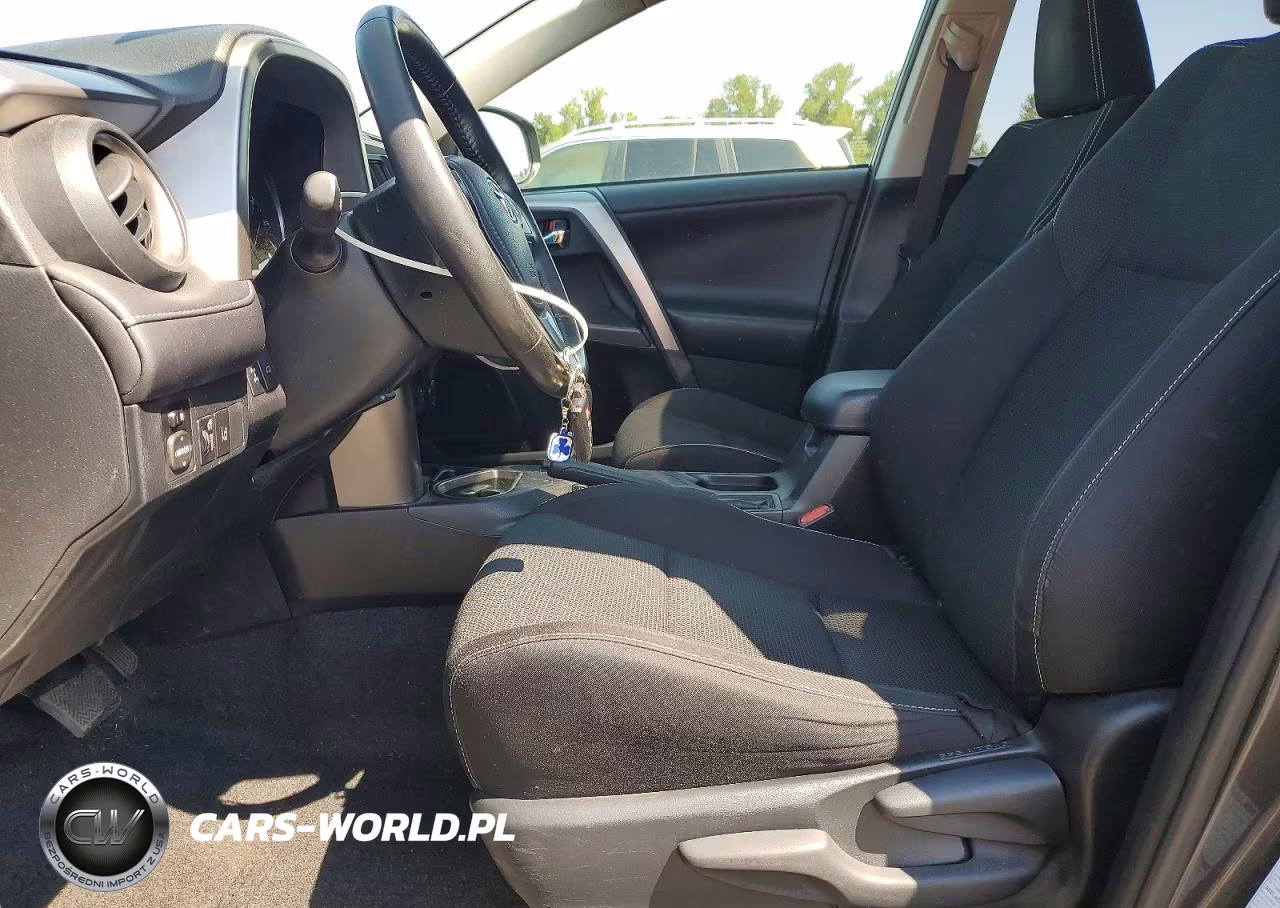 2017 Toyota Rav4 Xle VIN:JTMRFREVXHJ713444 - 7