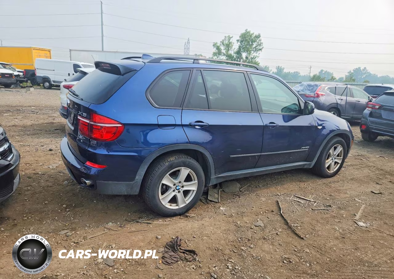 2012 BMW X5 xDrive35D VIN:5UXZW0C53CL667630 - 3