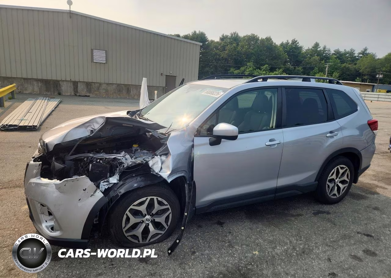2023 Subaru Forester Premium – zdjęcie 1 z 13