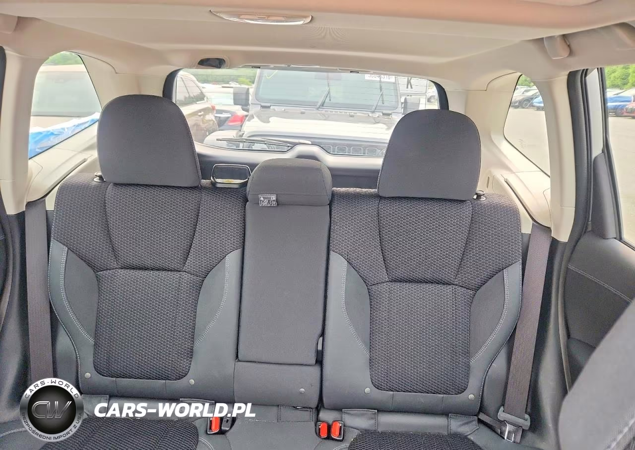 2023 Subaru Forester Premium VIN:JF2SKAEC4PH454762 - 10