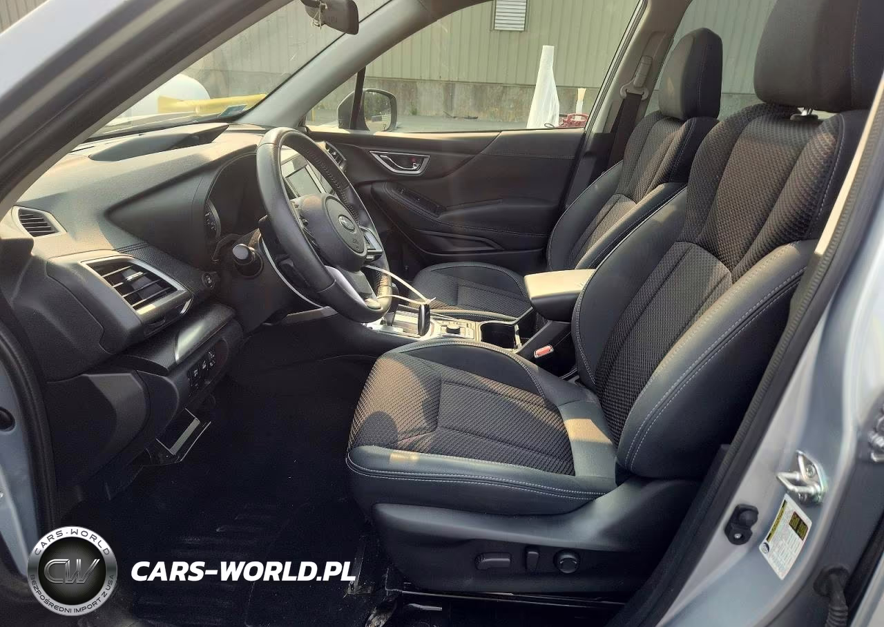 2023 Subaru Forester Premium VIN:JF2SKAEC4PH454762 - 7