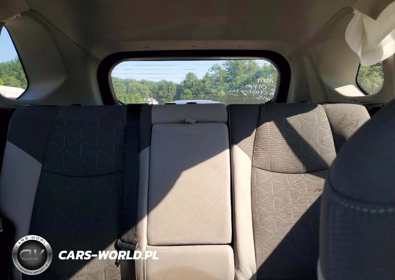 2021 Toyota Rav4 Xle VIN:2T3P1RFV3MW167683 - 10