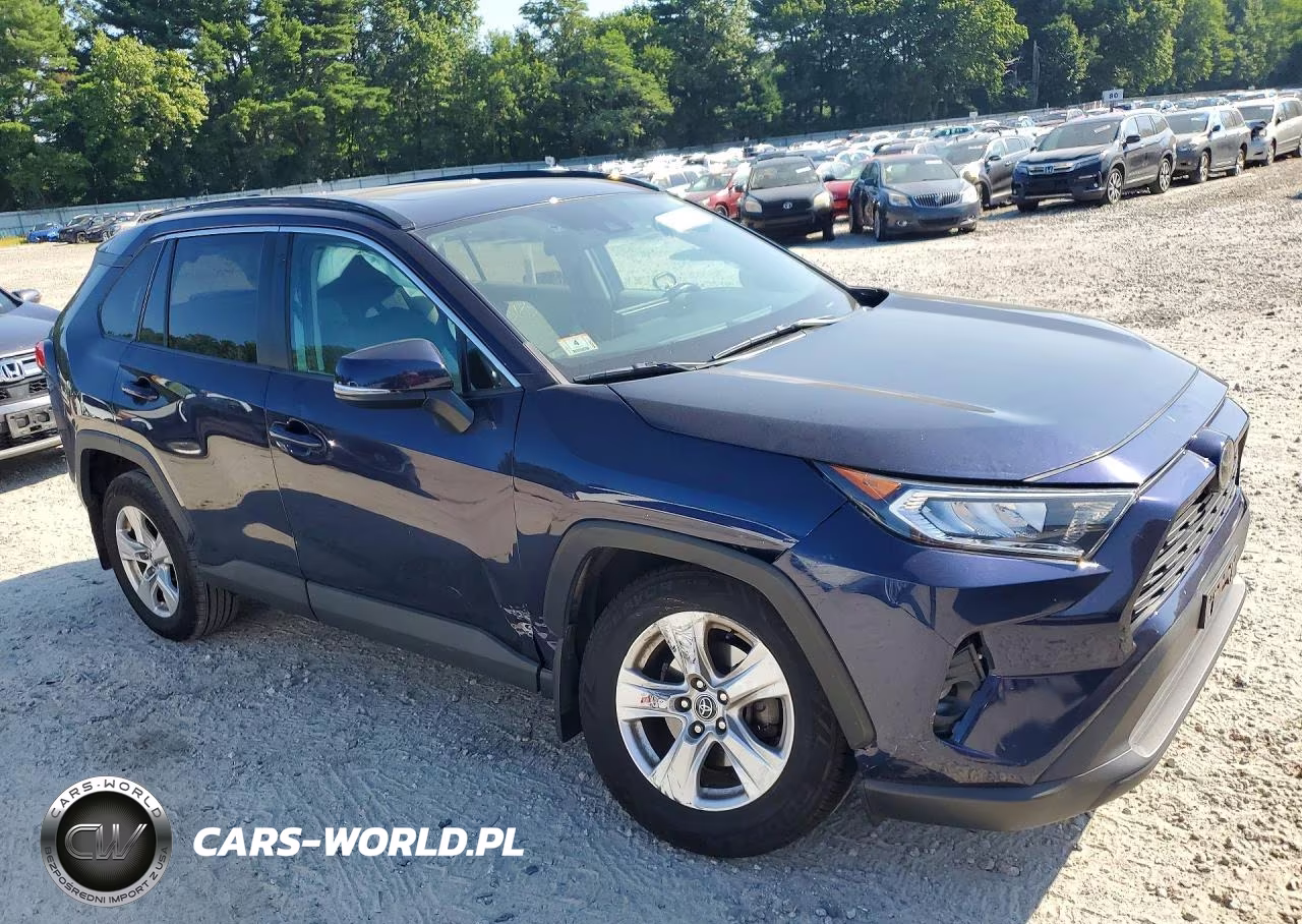 2021 Toyota Rav4 Xle VIN:2T3P1RFV3MW167683 - 4