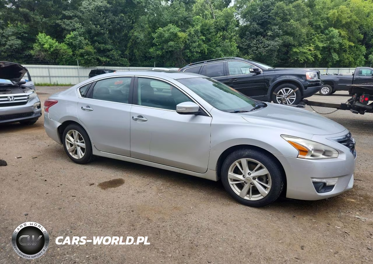2013 Nissan Altima 2.5 VIN:1N4AL3AP4DN403924 - 4