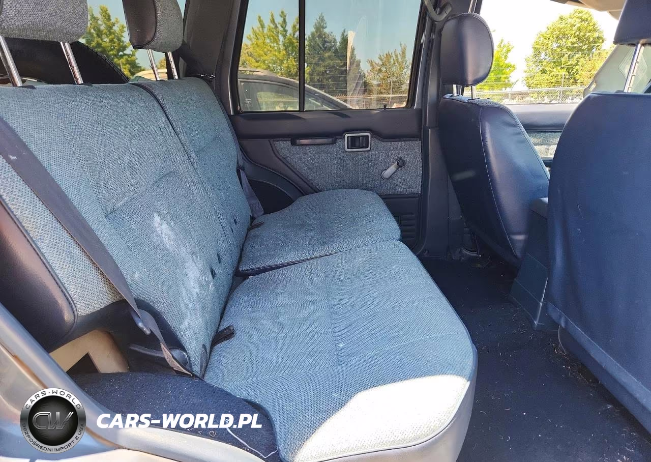 1991 Nissan Pathfinder Xe VIN:JN8HD17Y7MW033383 - 11