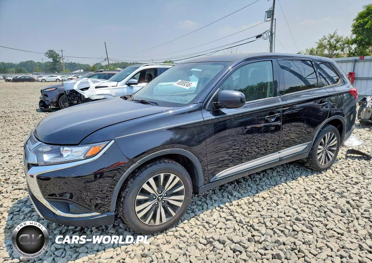 2019 Mitsubishi Outlander Es – zdjęcie 1 z 14